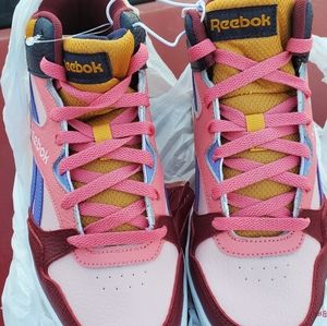 Reebok Sneakers